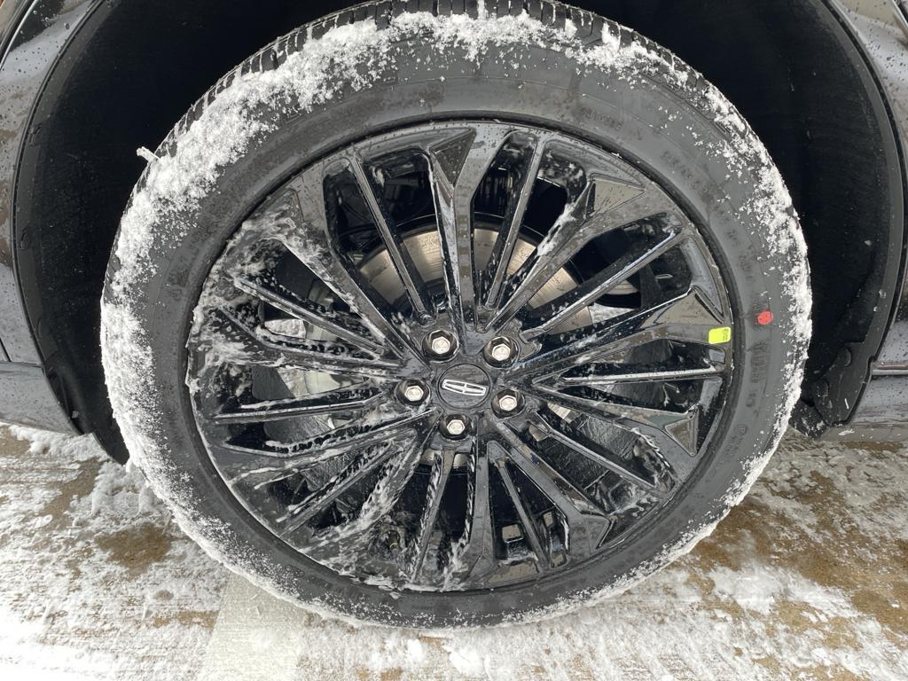 new 2025 Lincoln Corsair car, priced at $52,135