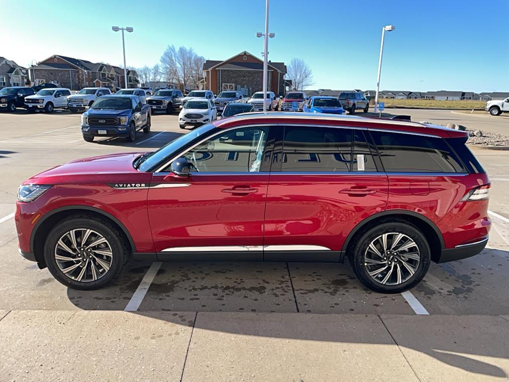 new 2025 Lincoln Aviator car, priced at $67,475