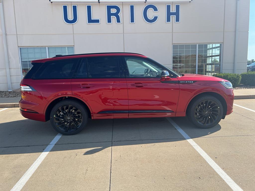 new 2025 Lincoln Aviator car, priced at $81,740
