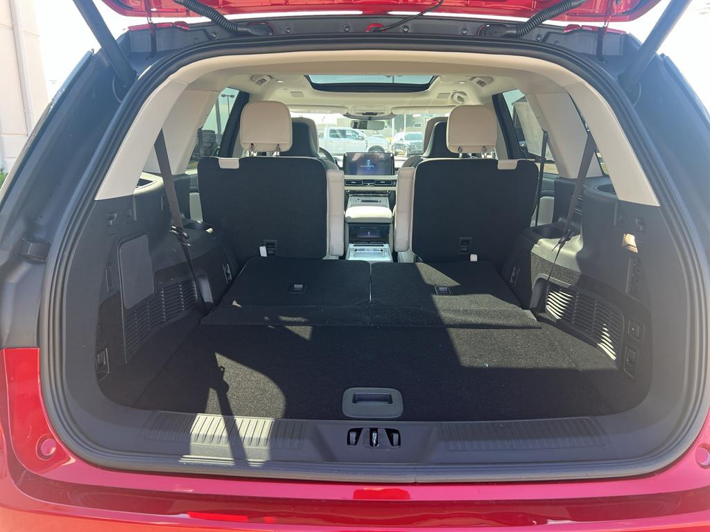 new 2025 Lincoln Aviator car, priced at $81,740
