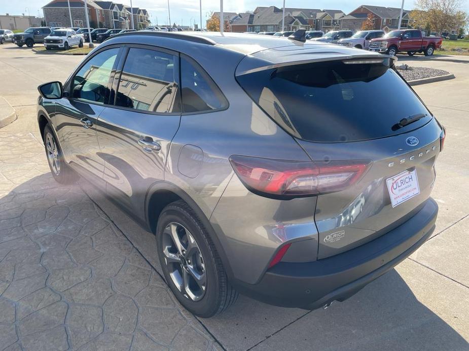 new 2025 Ford Escape car, priced at $34,670