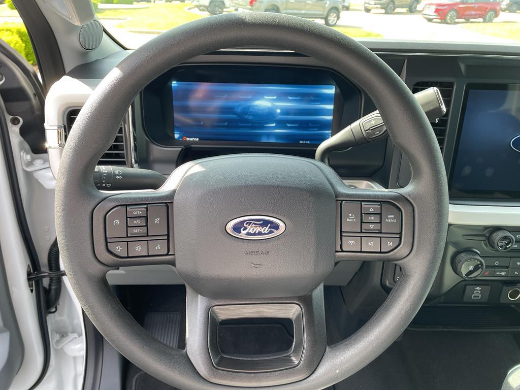 new 2025 Ford F-350 car, priced at $69,940