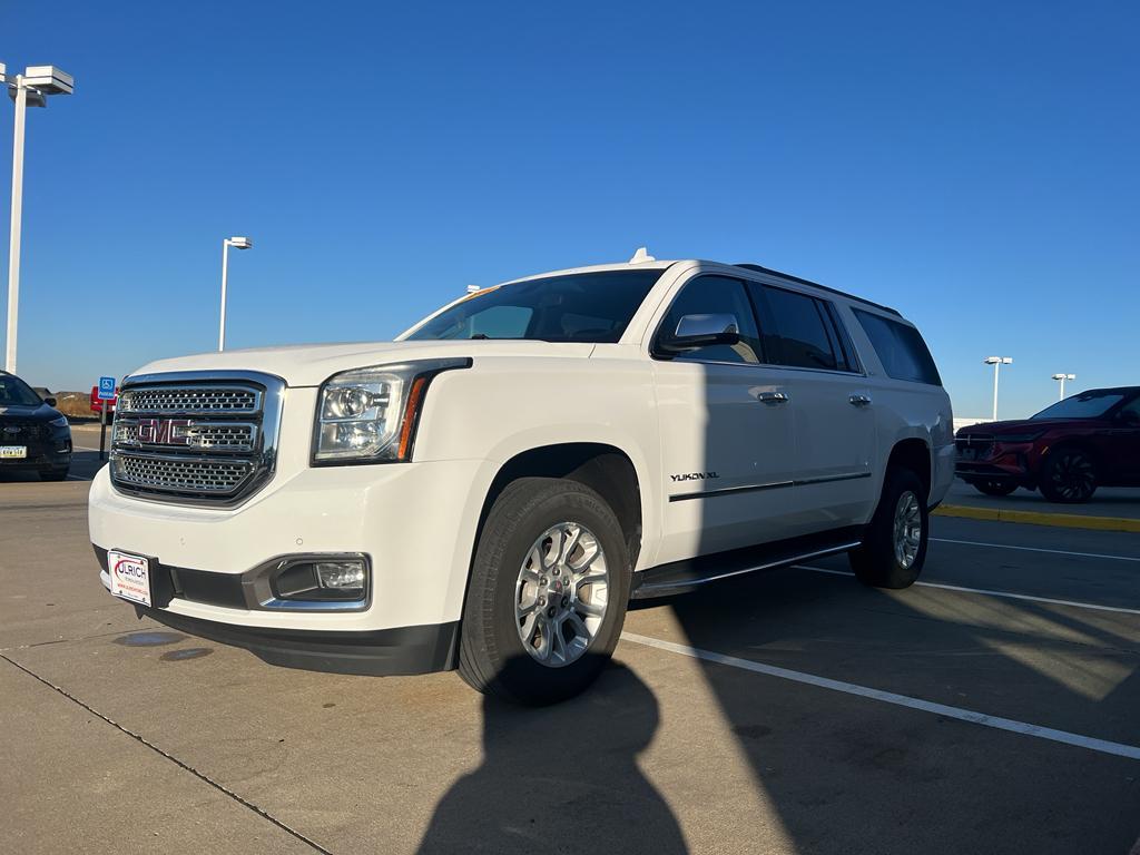 used 2019 GMC Yukon XL car, priced at $27,244