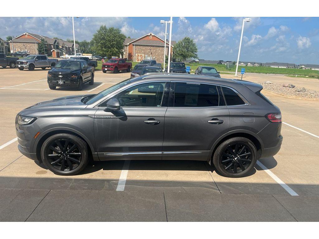 used 2023 Lincoln Nautilus car, priced at $43,985