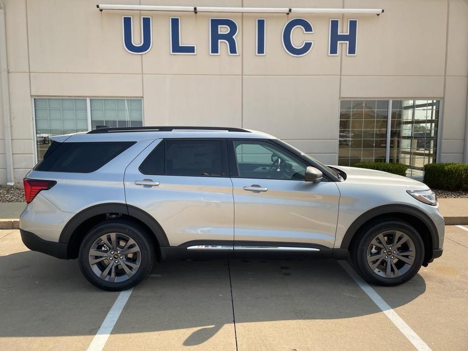 new 2025 Ford Explorer car, priced at $48,105