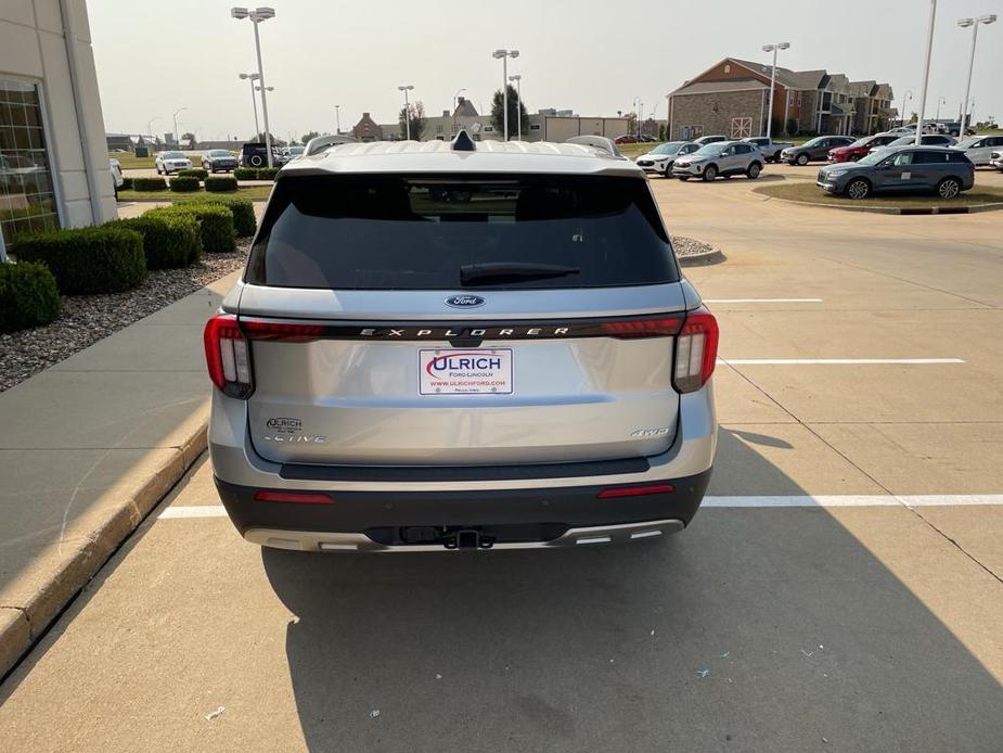 new 2025 Ford Explorer car, priced at $48,105