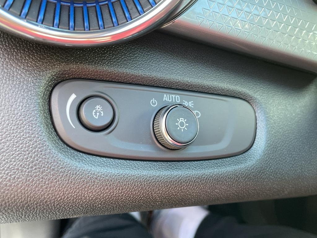 used 2025 Chevrolet Trax car, priced at $21,985