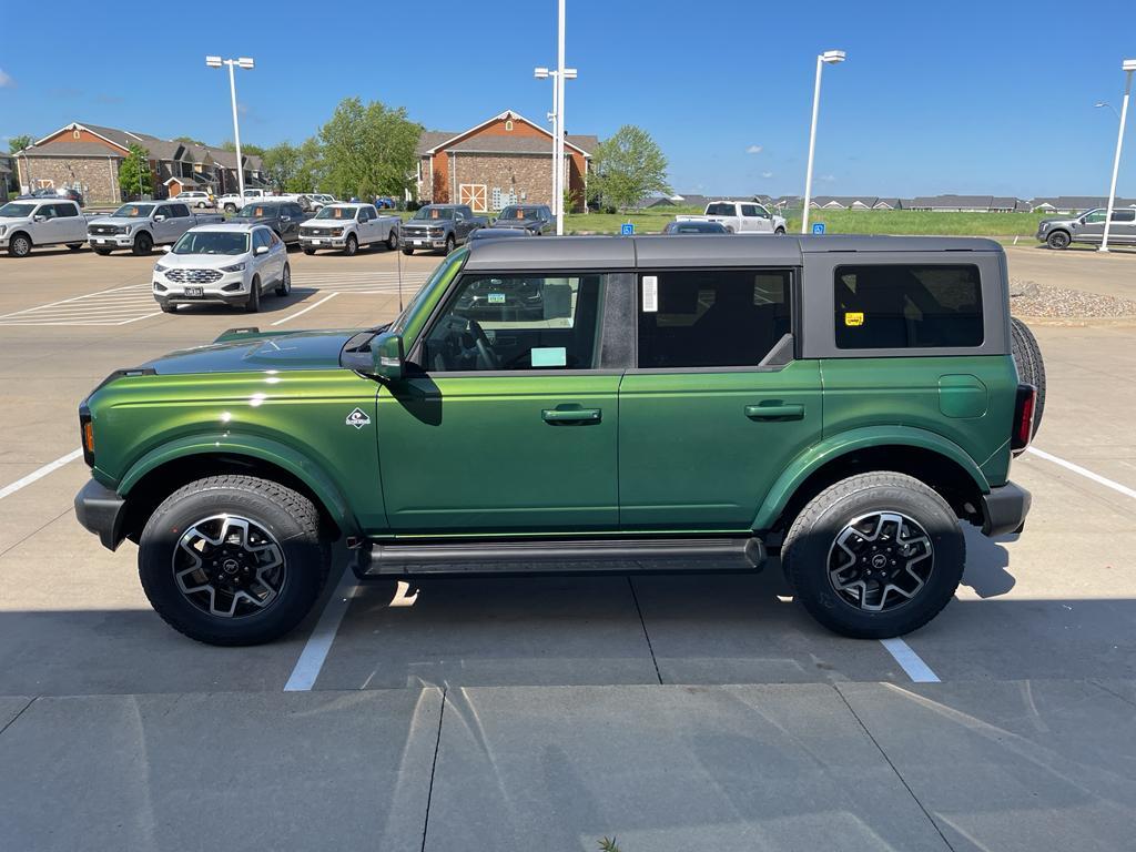 new 2025 Ford Bronco car, priced at $53,269