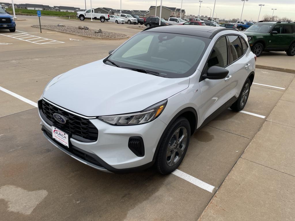 new 2025 Ford Escape car, priced at $36,400