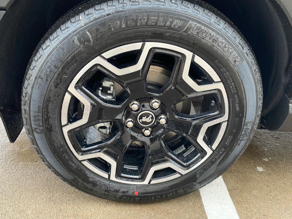 new 2025 Ford Bronco Sport car, priced at $37,785