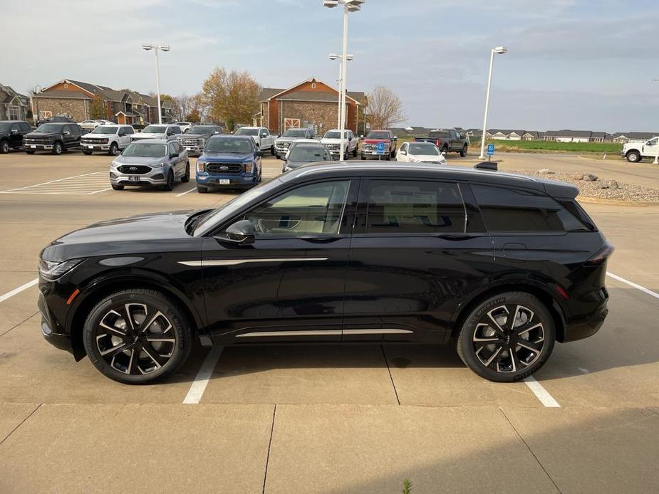 new 2024 Lincoln Nautilus car, priced at $58,445