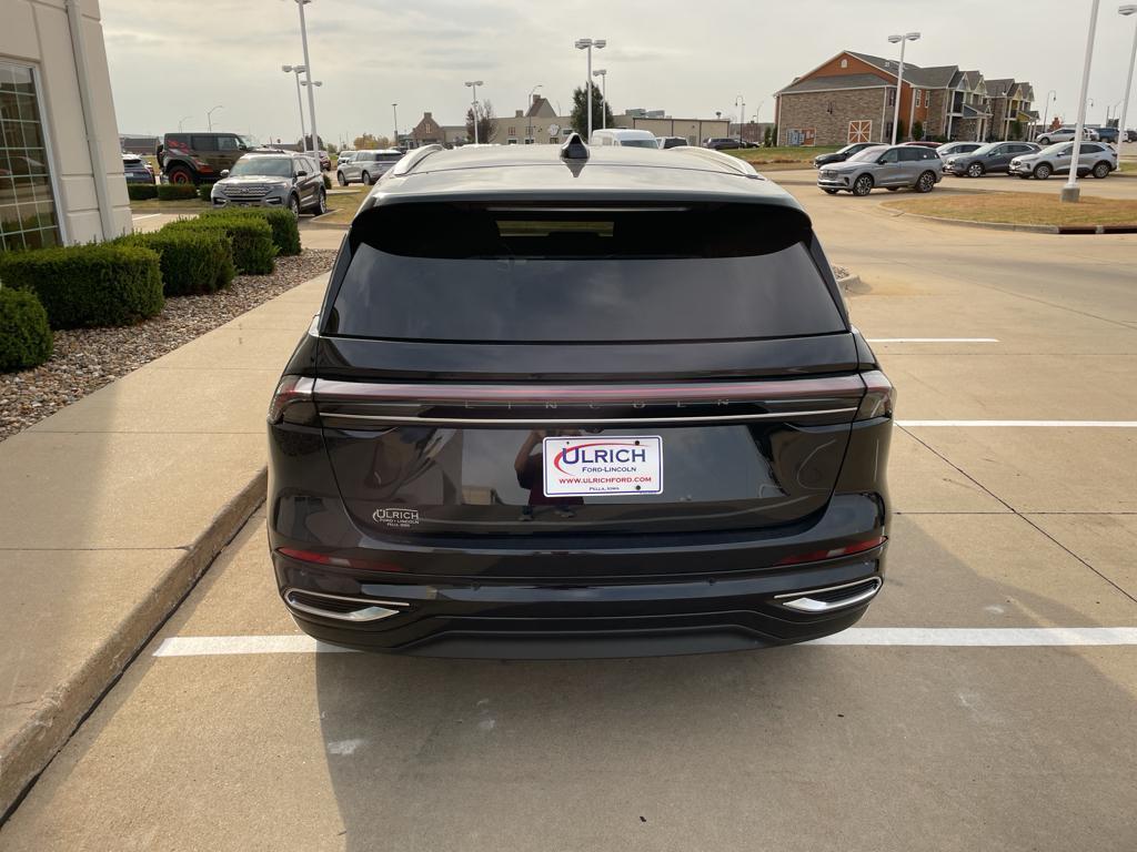 new 2024 Lincoln Nautilus car, priced at $58,445