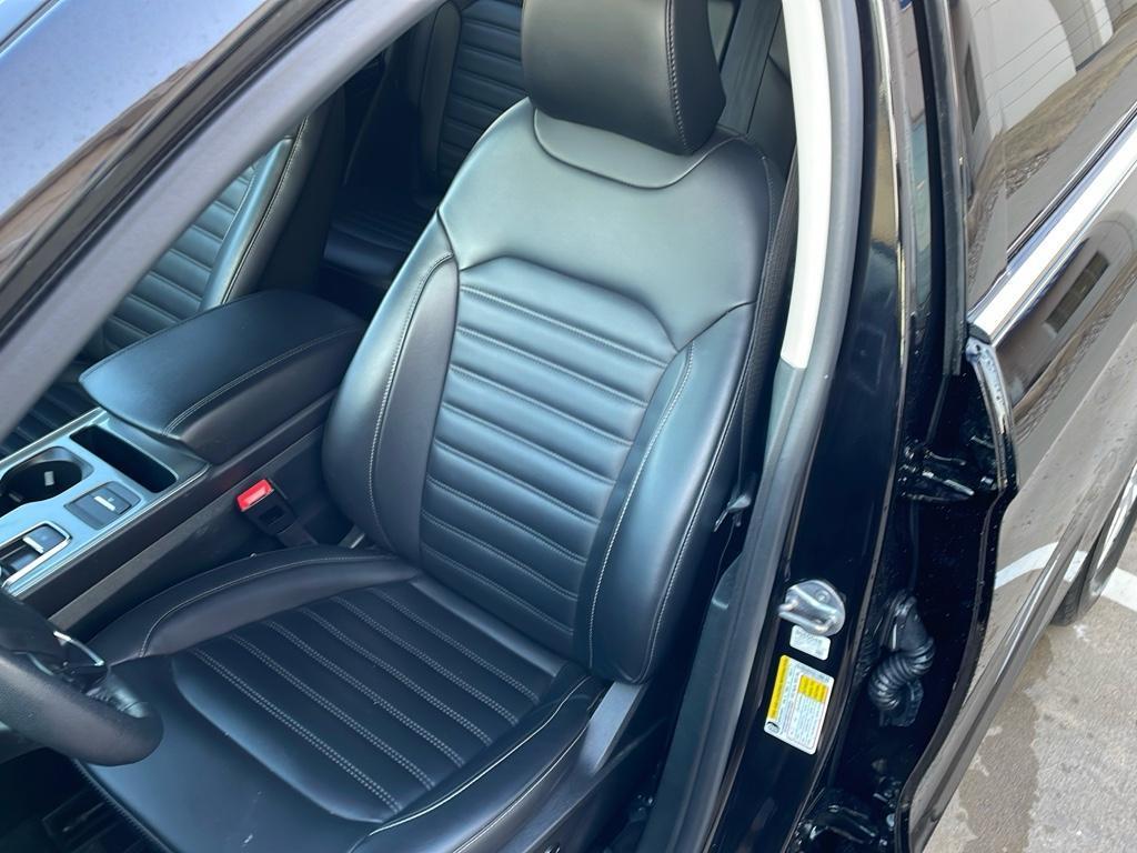 used 2024 Ford Edge car, priced at $29,885