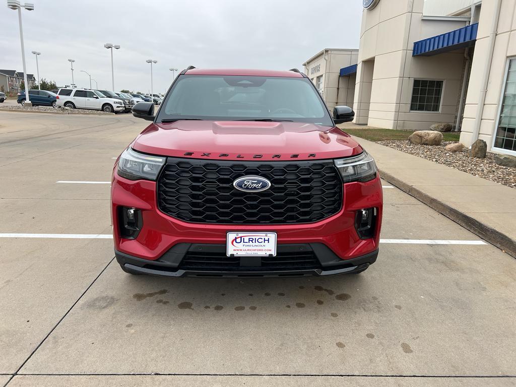 new 2025 Ford Explorer car, priced at $52,325