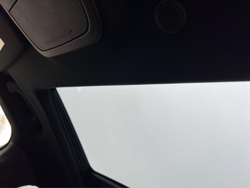 new 2025 Ford Explorer car, priced at $52,325