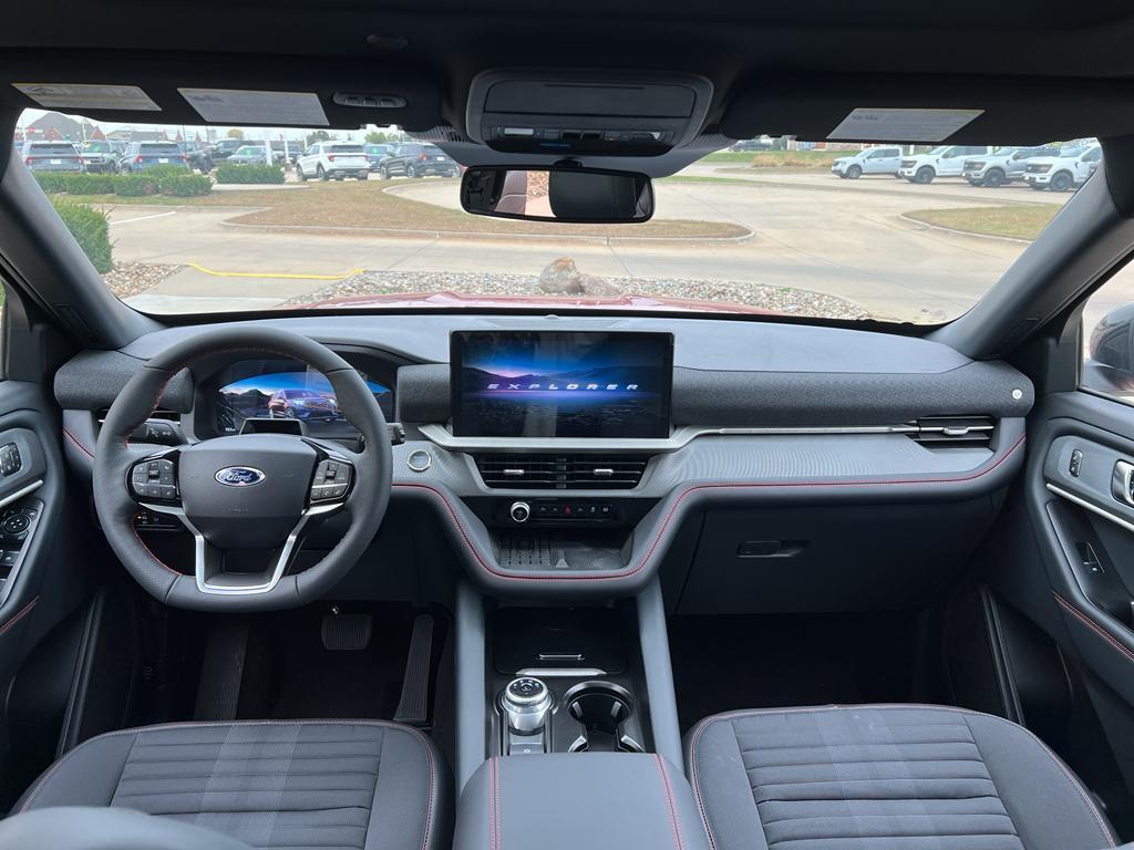 new 2025 Ford Explorer car, priced at $52,325
