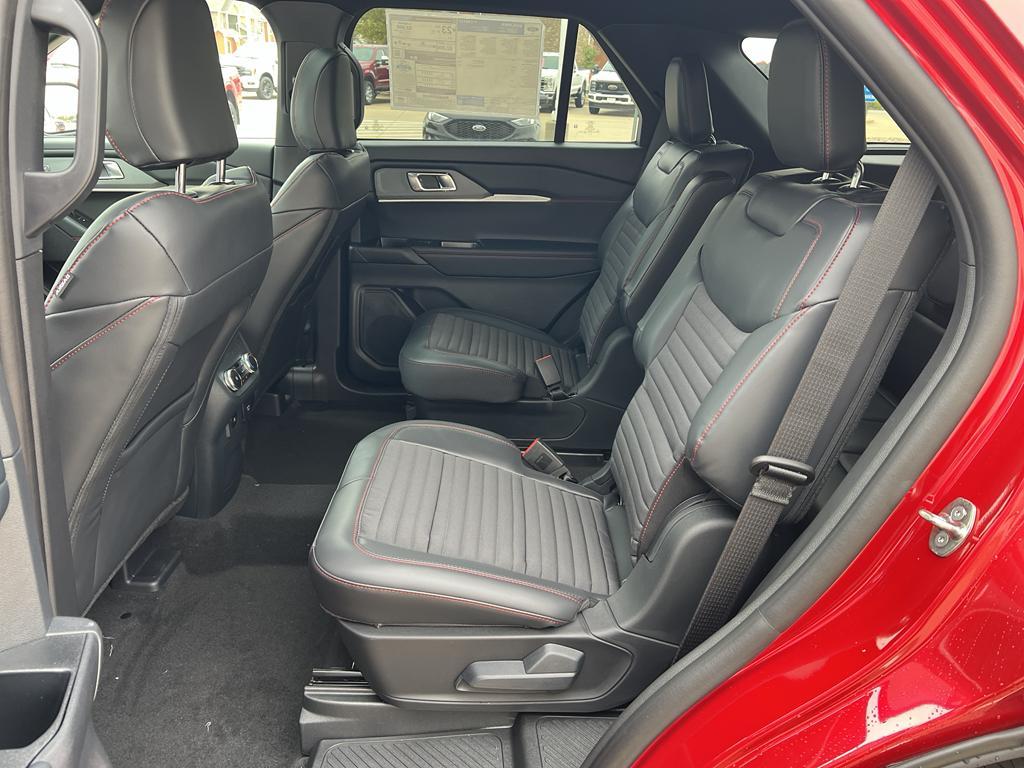 new 2025 Ford Explorer car, priced at $52,325