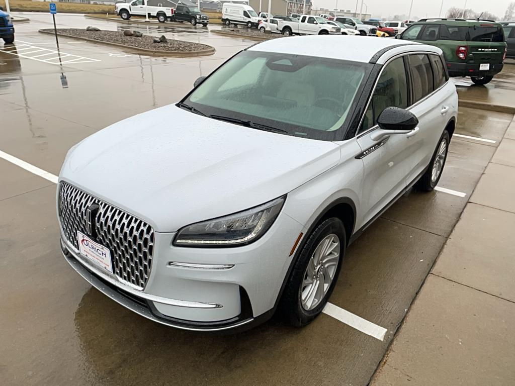 new 2025 Lincoln Corsair car, priced at $43,680