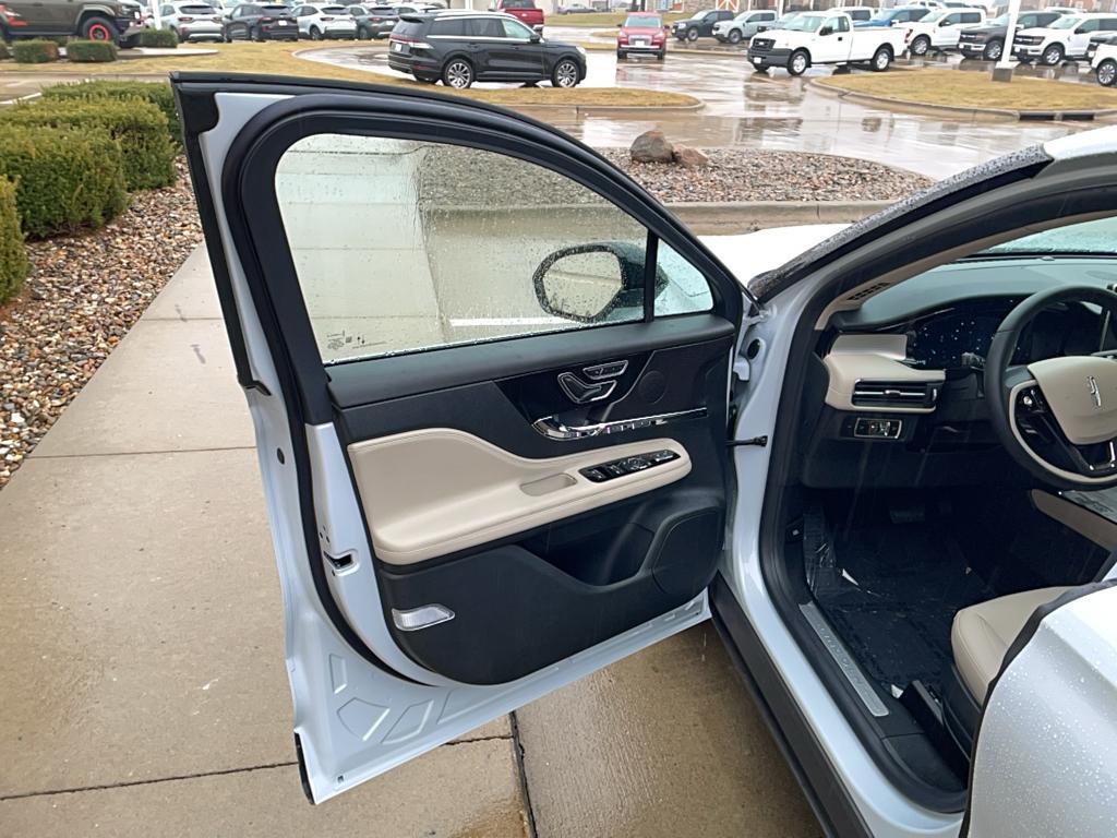 new 2025 Lincoln Corsair car, priced at $43,680