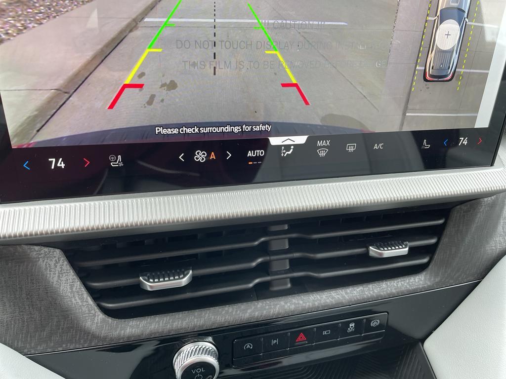 new 2025 Ford Explorer car, priced at $58,510