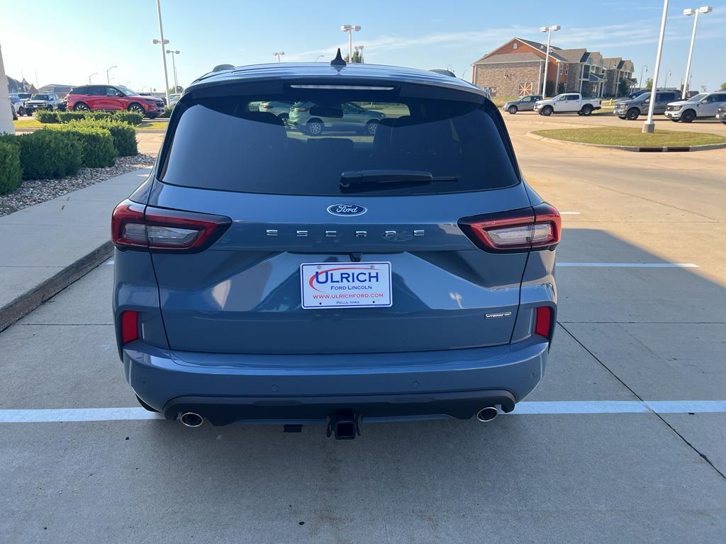 new 2025 Ford Escape car, priced at $43,005