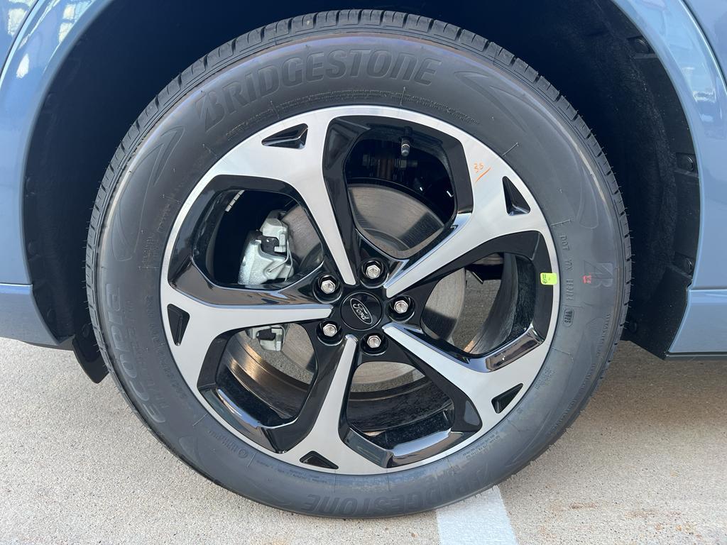 new 2025 Ford Escape car, priced at $43,005