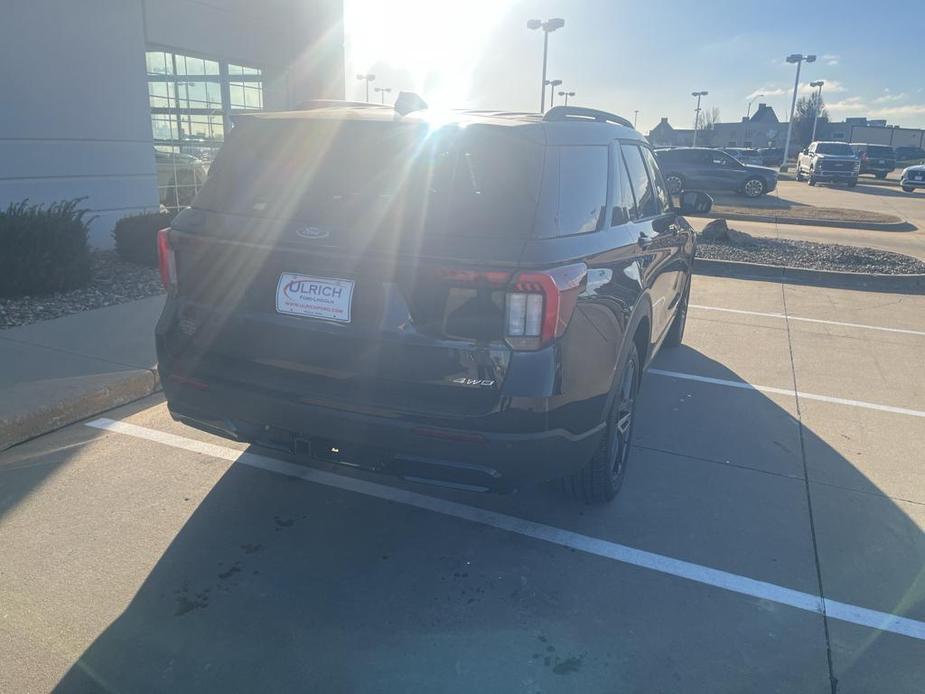 new 2025 Ford Explorer car, priced at $52,740