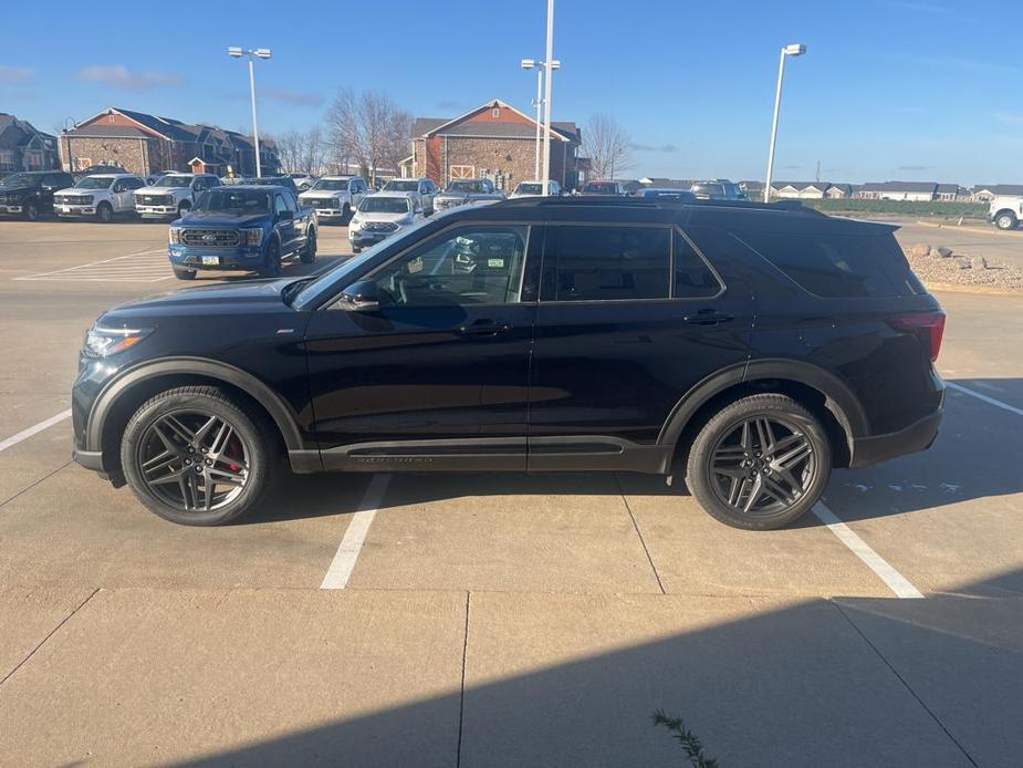 new 2025 Ford Explorer car, priced at $52,740