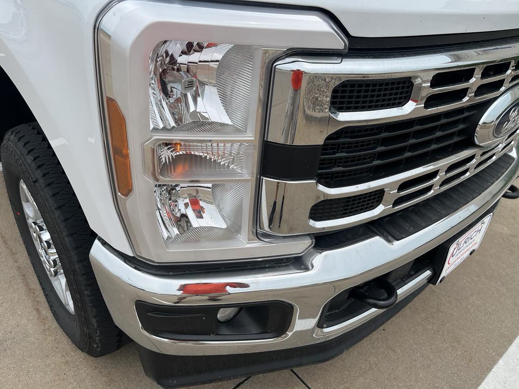 new 2025 Ford F-350 car, priced at $62,280