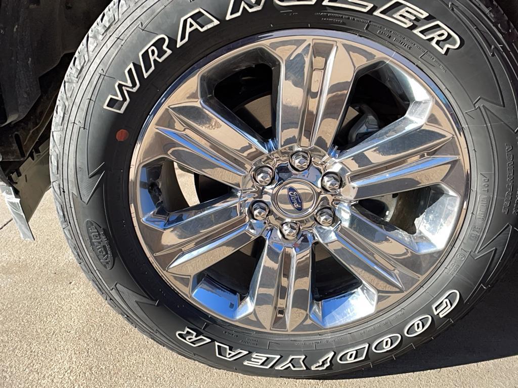 used 2019 Ford F-150 car, priced at $32,900