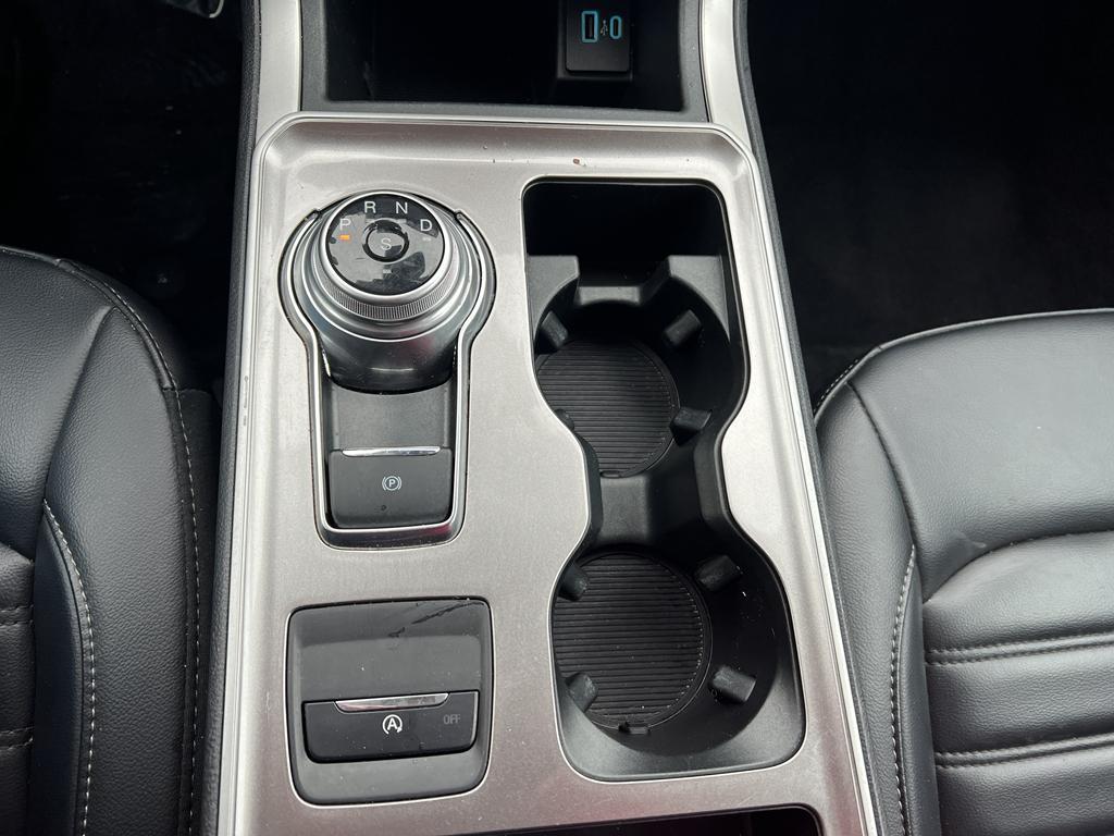 used 2024 Ford Edge car, priced at $26,299