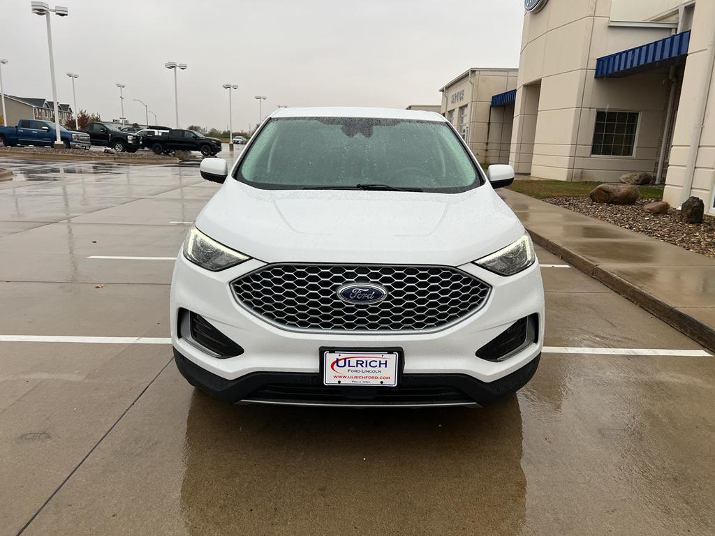 used 2024 Ford Edge car, priced at $26,299