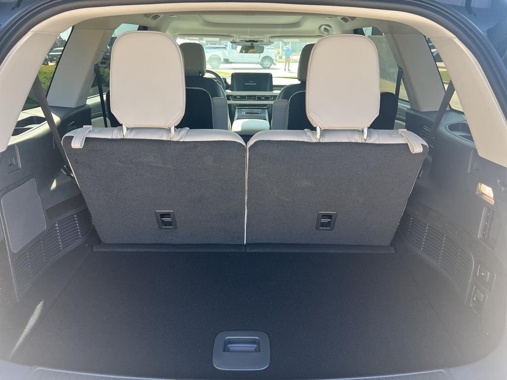 new 2025 Lincoln Aviator car, priced at $63,990