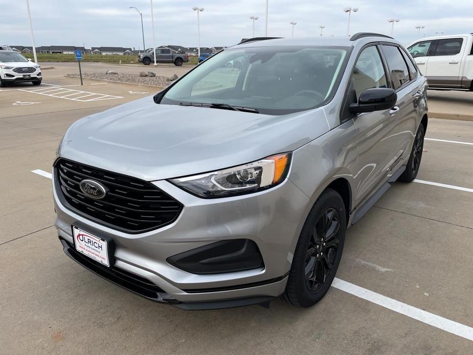 new 2024 Ford Edge car, priced at $40,420