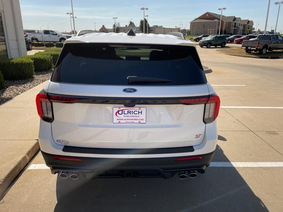 new 2025 Ford Explorer car, priced at $60,990