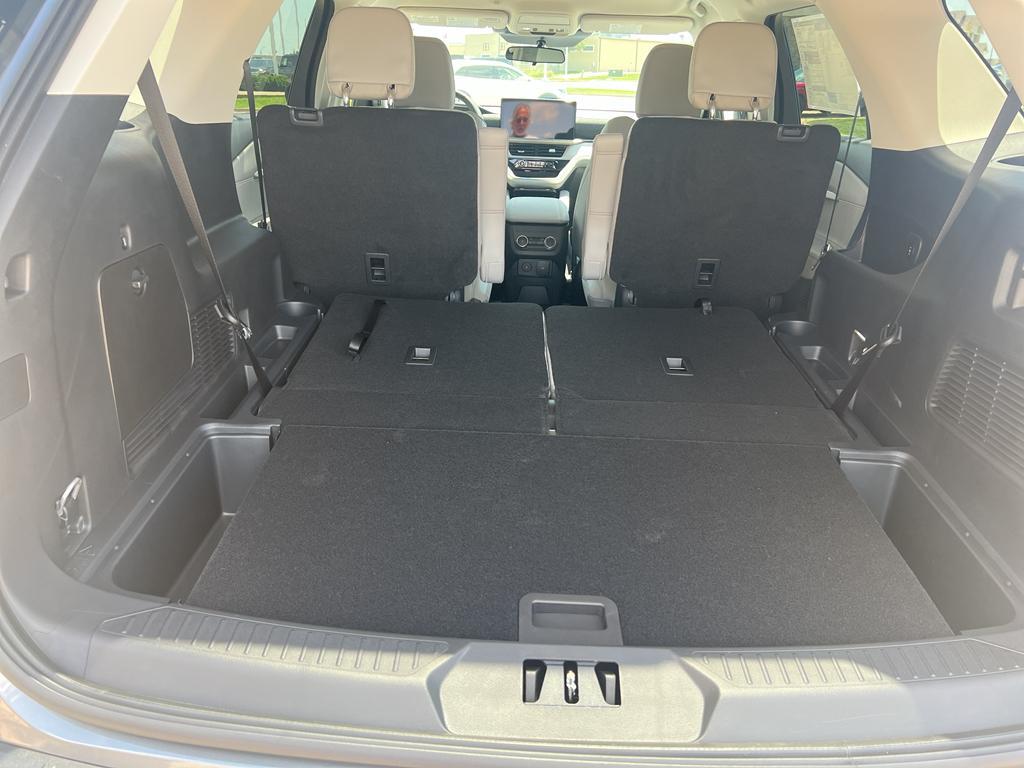 new 2025 Ford Explorer car, priced at $48,615