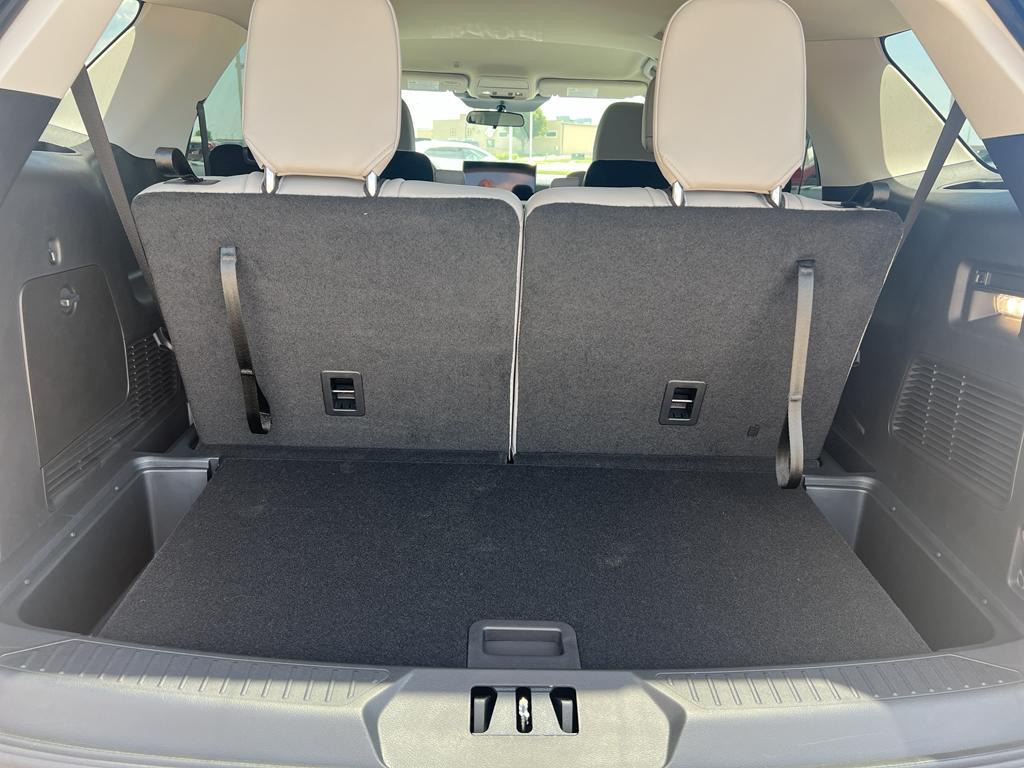 new 2025 Ford Explorer car, priced at $48,615