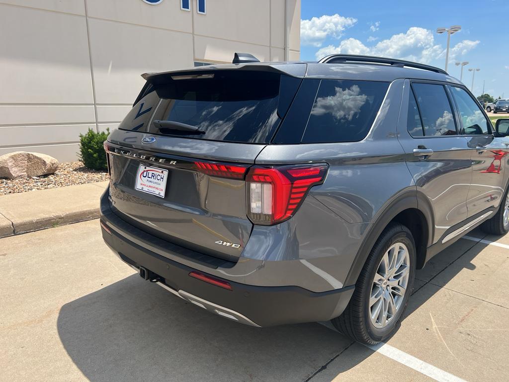 new 2025 Ford Explorer car, priced at $48,615