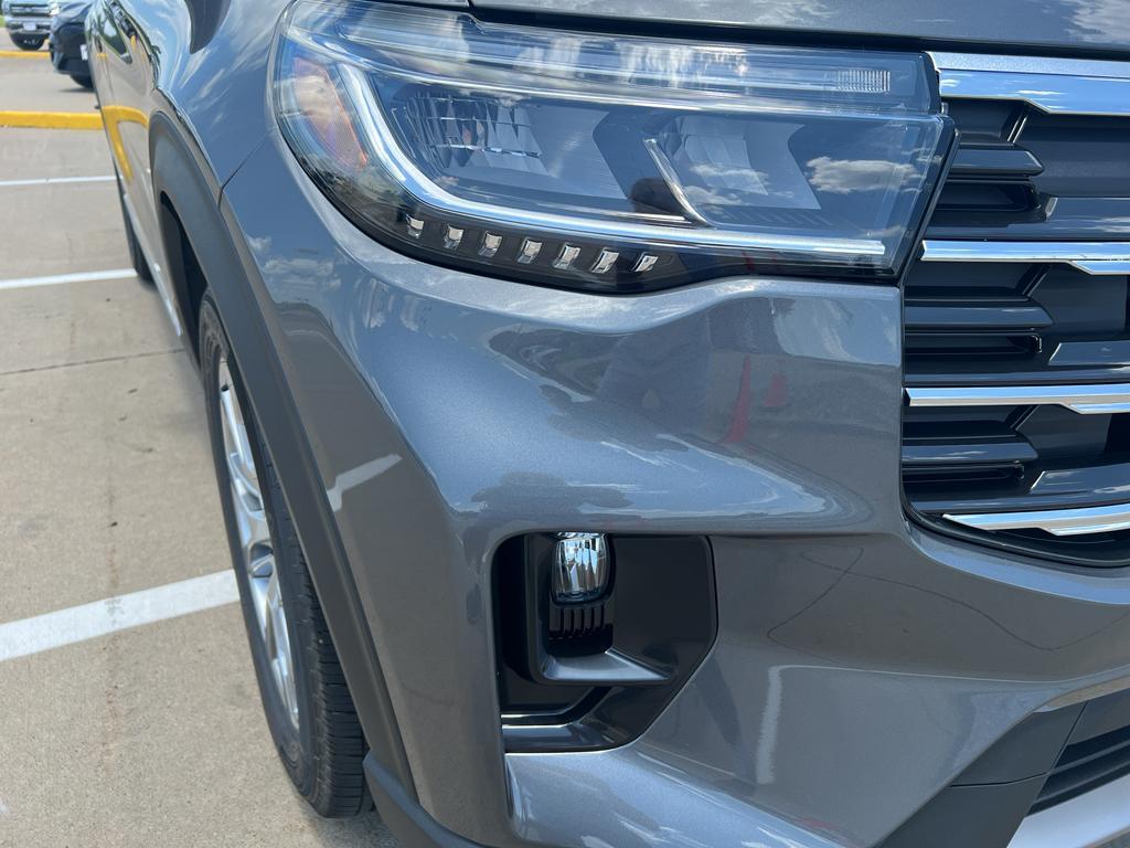 new 2025 Ford Explorer car, priced at $48,615