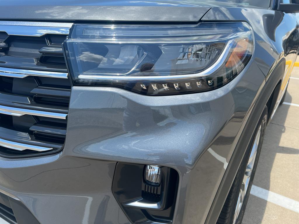 new 2025 Ford Explorer car, priced at $48,615