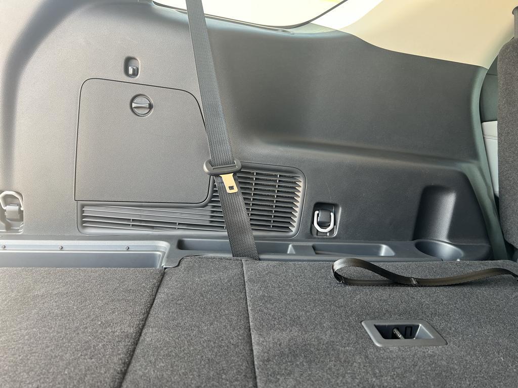new 2025 Ford Explorer car, priced at $48,615