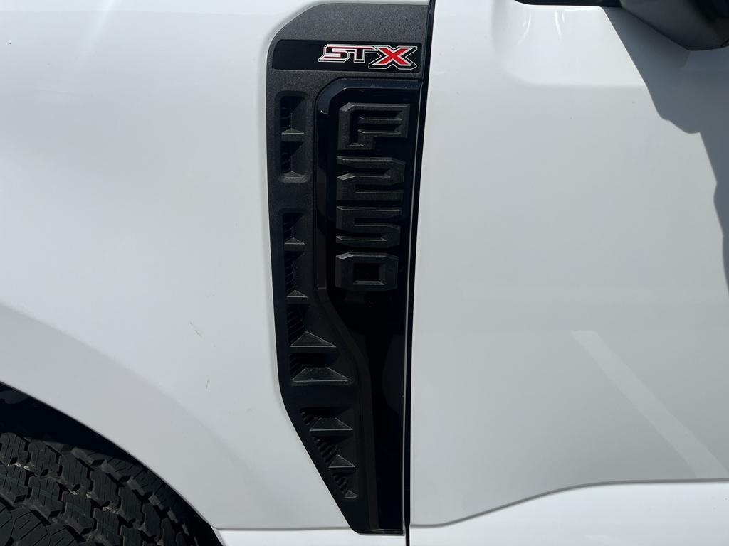 new 2025 Ford F-250 car, priced at $58,635