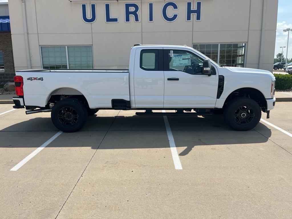 new 2025 Ford F-250 car, priced at $58,635