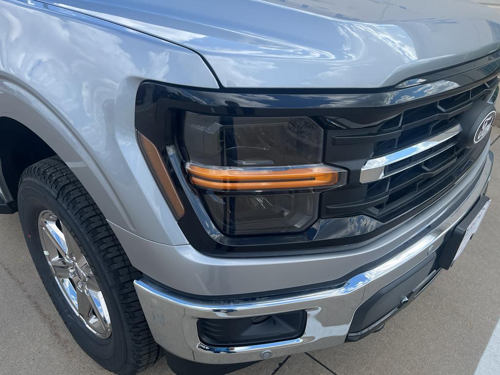 new 2025 Ford F-150 car, priced at $53,537