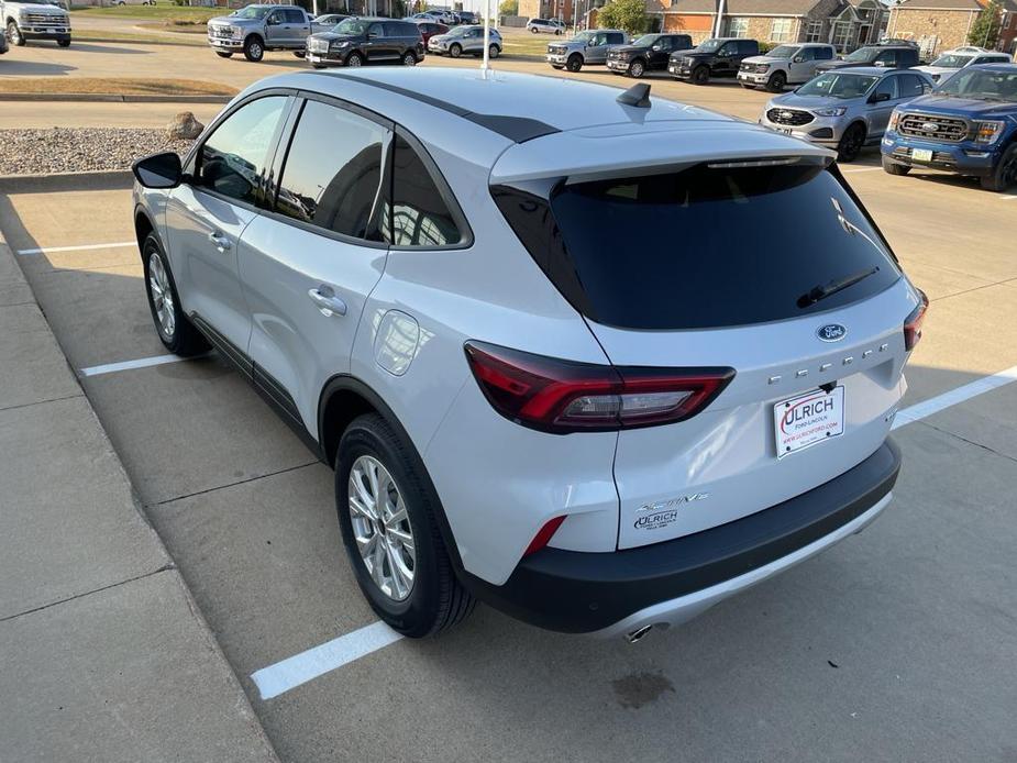 new 2025 Ford Escape car, priced at $33,520