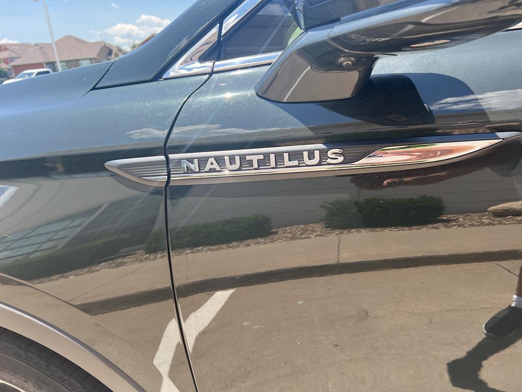 used 2022 Lincoln Nautilus car, priced at $39,450