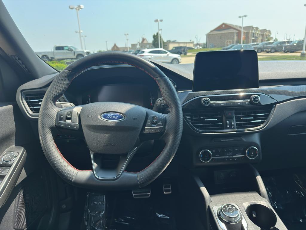 used 2023 Ford Escape car, priced at $25,775