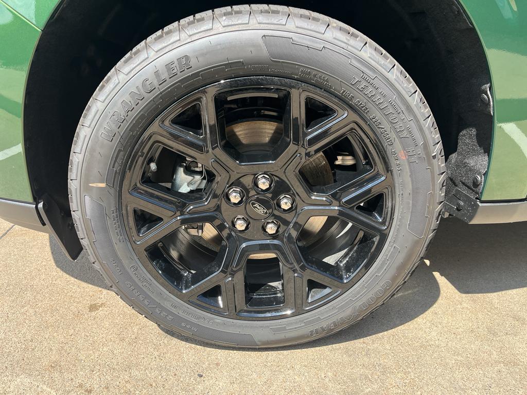 new 2025 Ford Maverick car, priced at $35,482