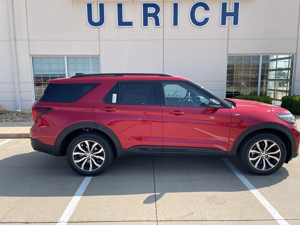 new 2025 Ford Explorer car, priced at $50,065
