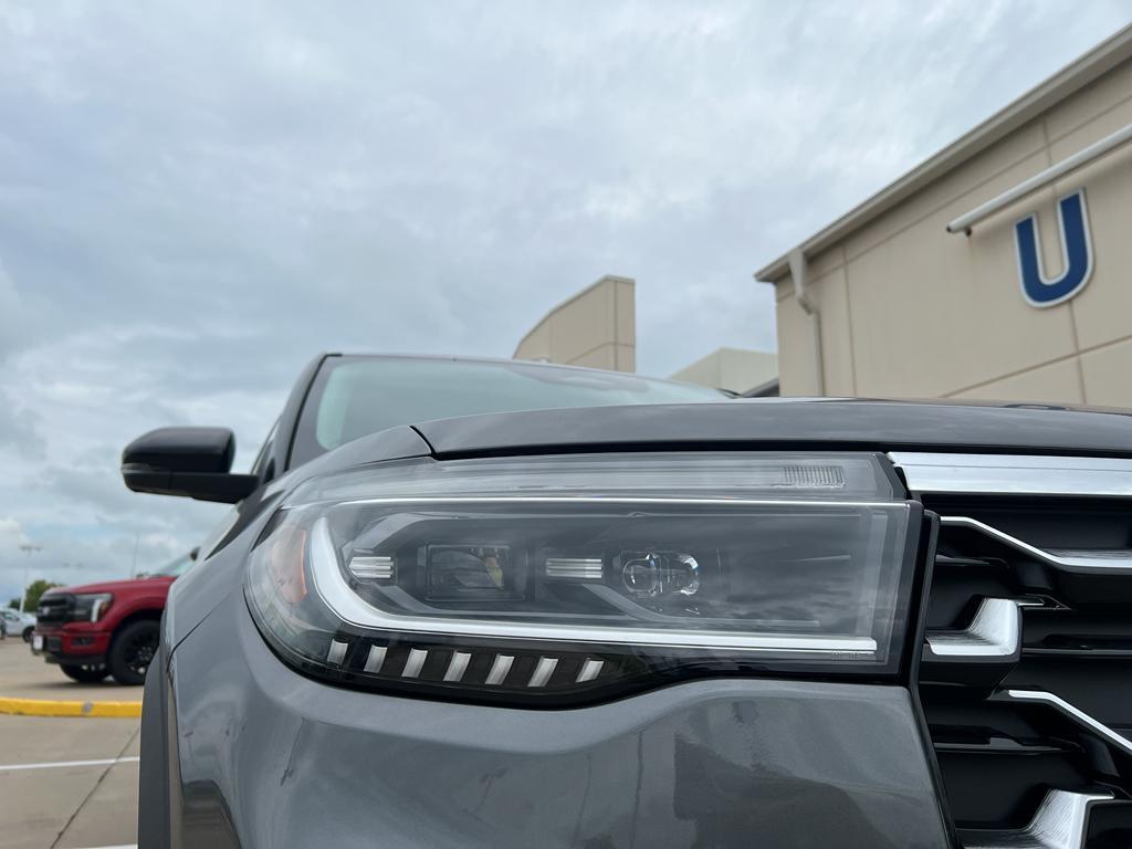 new 2025 Ford Explorer car, priced at $58,515